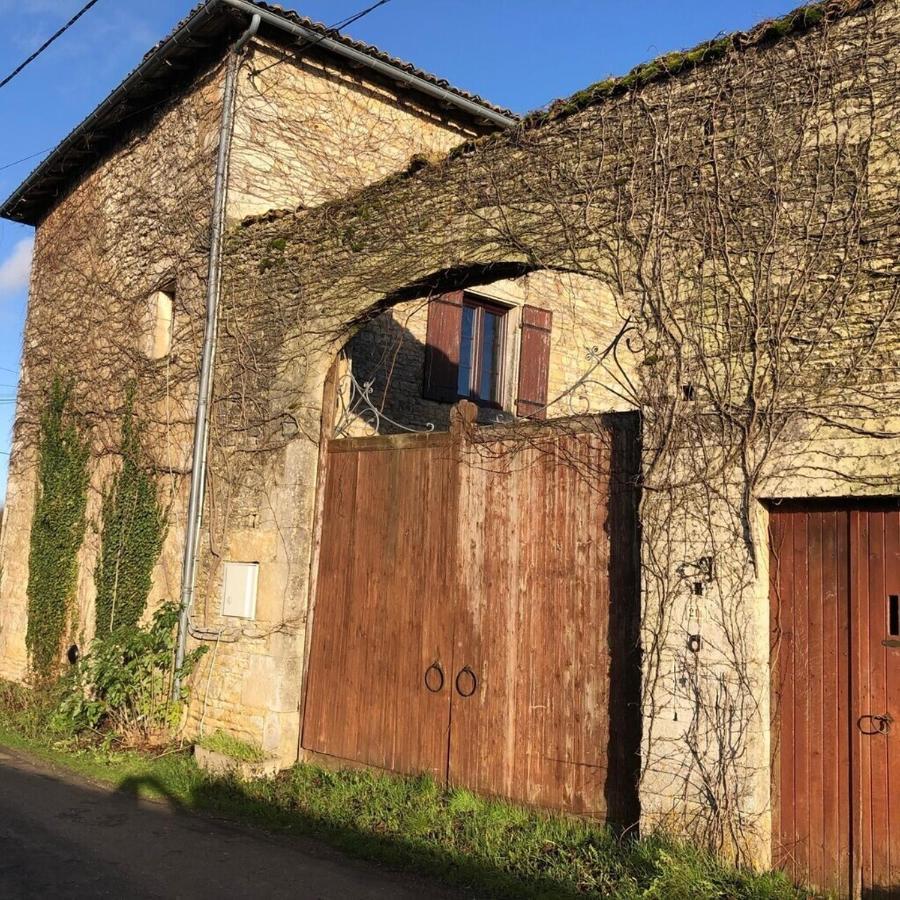 Blacksmiths Cottage In Blanzay - 3 Beds Extérieur photo